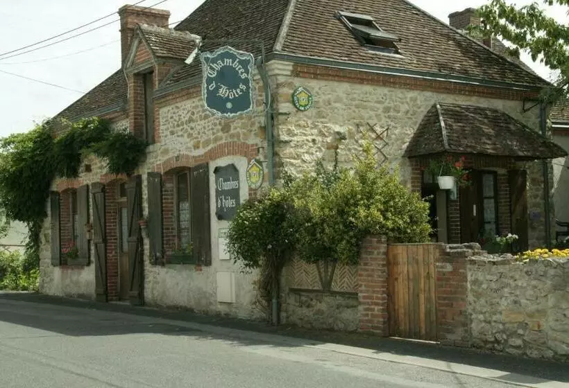 ベッドアンドブレックファースト Chambres D Hôtes Châtres Sur Cher