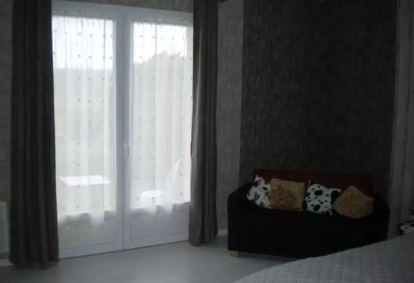 ベッドアンドブレックファースト La Clé Des Champs