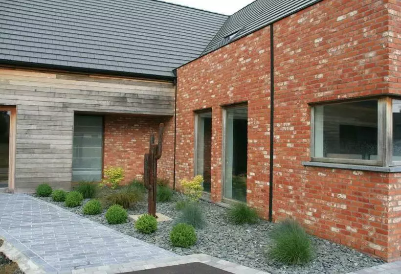 Aamiaismajoitus (B&B) La Couture Du Charme