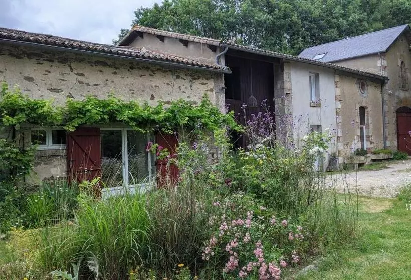 Aamiaismajoitus (B&B) L´aveneau