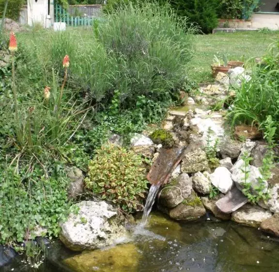 Aamiaismajoitus (B&B) Les Hôtes Landes