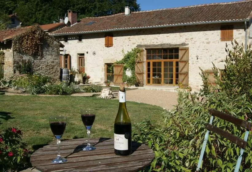 Aamiaismajoitus (B&B) Paul S Barn In France