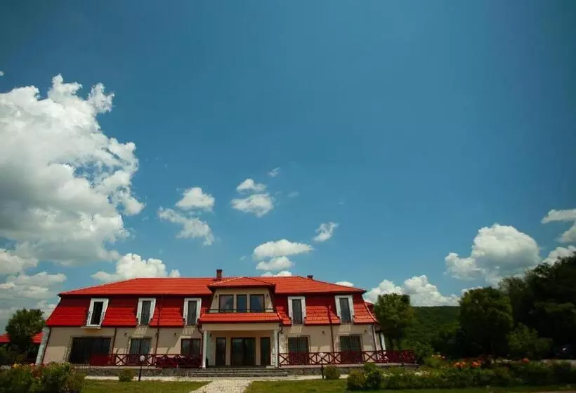 Aamiaismajoitus (B&B) Saciova Hills