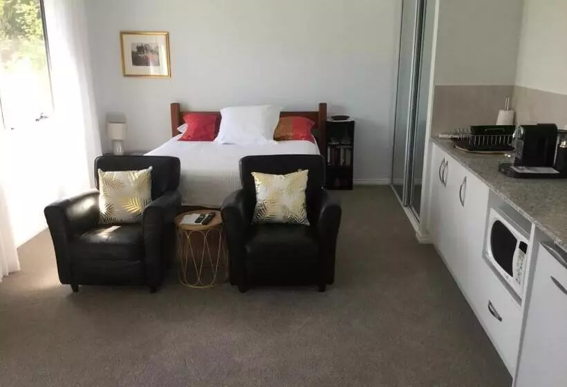 Aamiaismajoitus (B&B) Studio Echunga Adelaide Hills