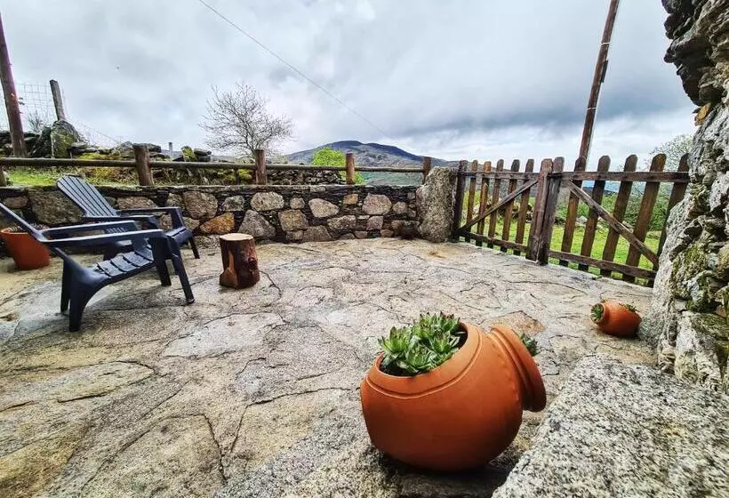 ホテル Cardenha Da Bessada