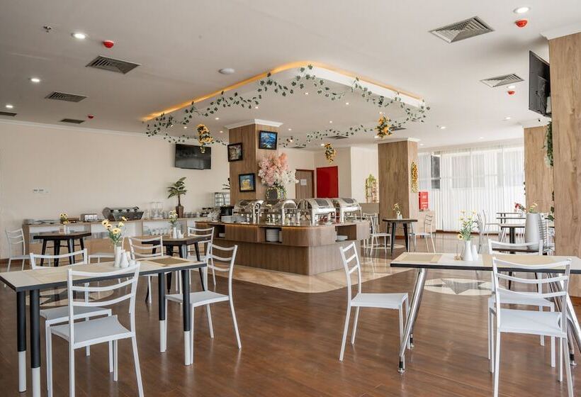 Goldvitel Hotel Surabaya