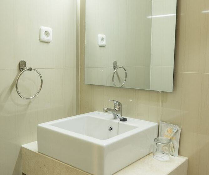 Goldvitel Hotel Surabaya