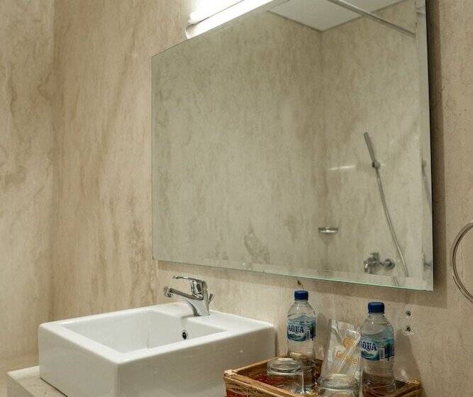 Goldvitel Hotel Surabaya