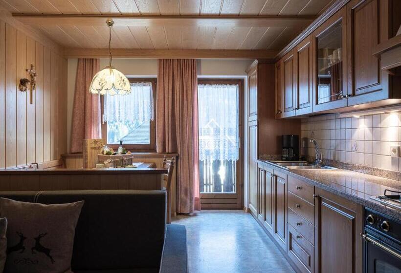 ホテル Marenklhof