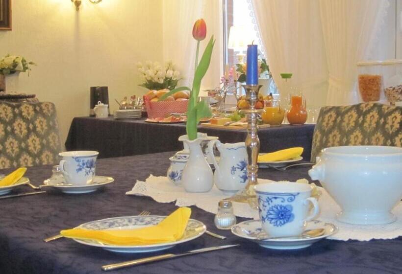 بنسيون Hof Grafeneiche