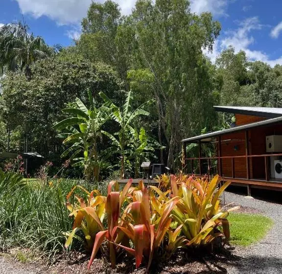 Majatalo Kin Kin Cottage Retreat