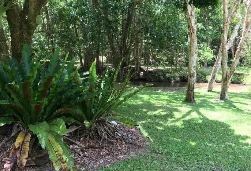 Majatalo Kin Kin Cottage Retreat