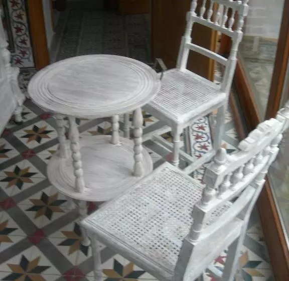 Majatalo La Fermette De La Vache Rousse