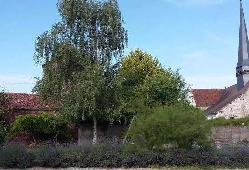 Majatalo La Lavandière Proche Des Lacs Restauration Netflix Parking Privé