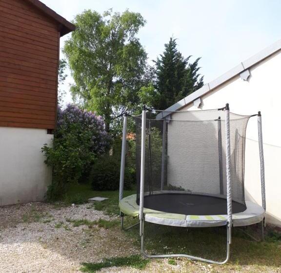 بنسيون La Lavandière Proche Des Lacs Restauration Netflix Parking Privé