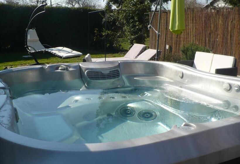 بنسيون La Lavandière Proche Des Lacs Restauration Netflix Parking Privé