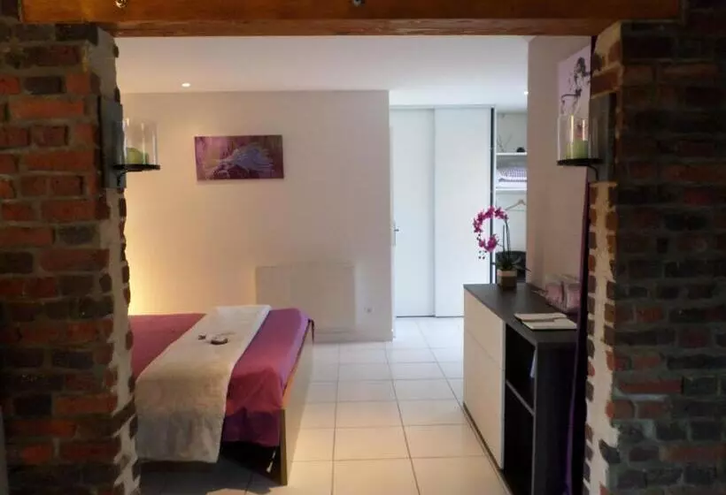 Majatalo La Lavandière Proche Des Lacs Restauration Netflix Parking Privé