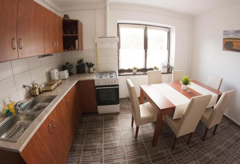 Pensjonat Macskakő Vendégház