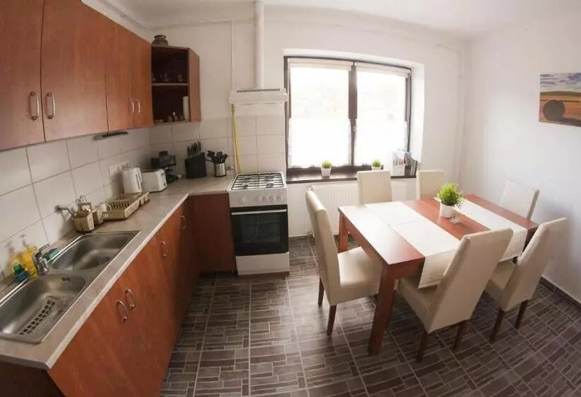 ペンション Macskakő Vendégház