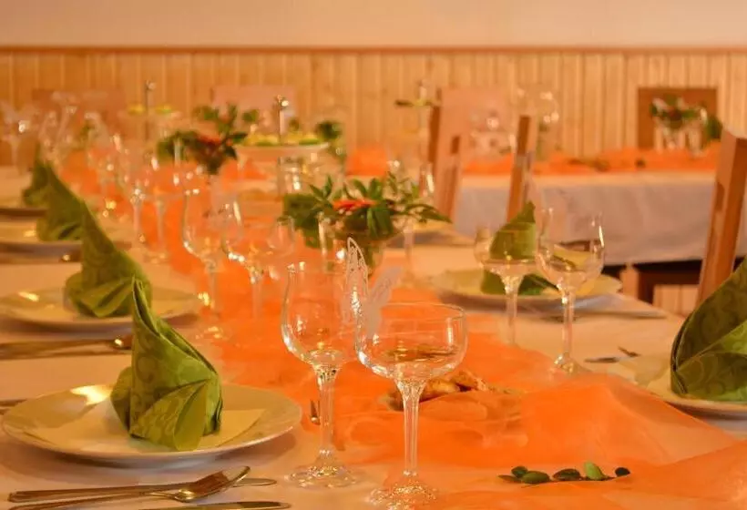 ペンション Penzion Farma Dvorec