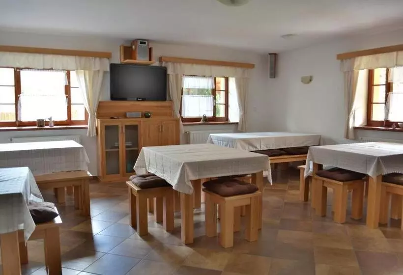 ペンション Penzion Farma Dvorec