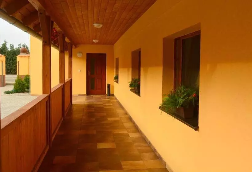 ペンション Penzion Farma Dvorec