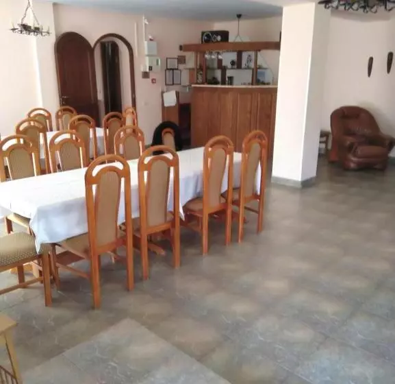 Pensiunea Roua Diminetilor