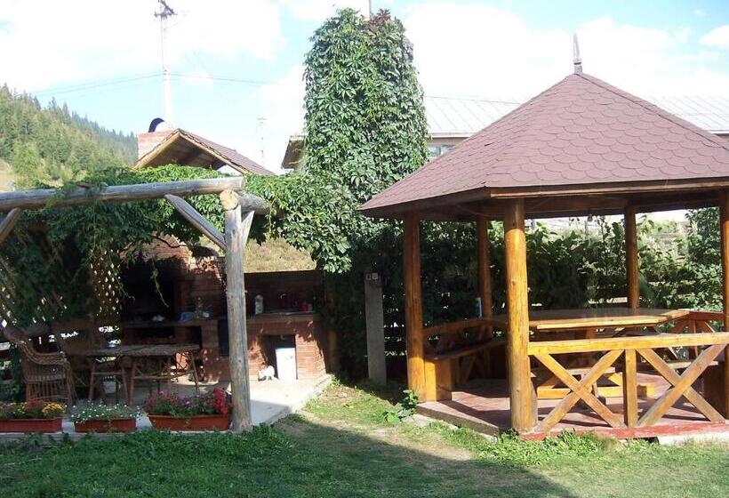 Pensiunea Roua Diminetilor