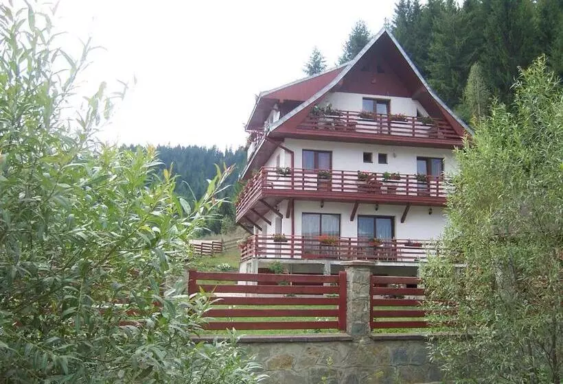 Pensiunea Roua Diminetilor