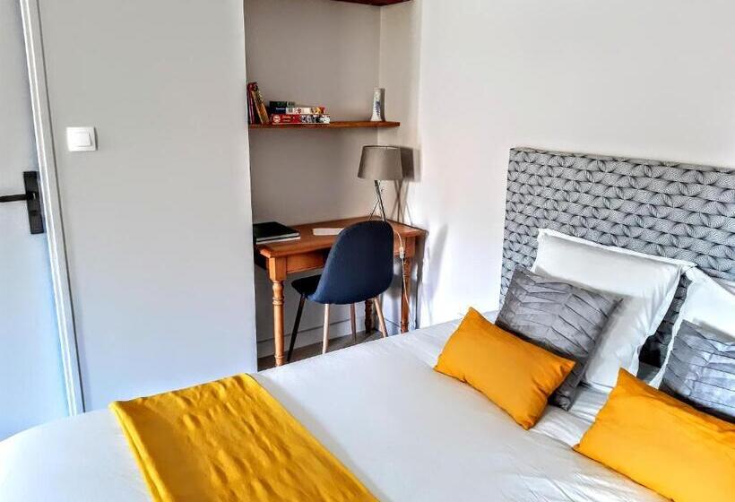 Bed and Breakfast 10 Côté Cour