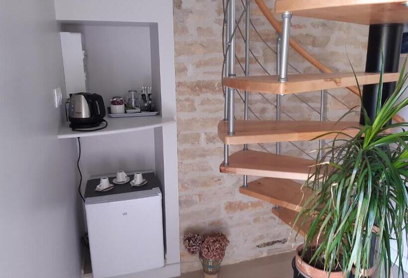 Bed and Breakfast 10 Côté Cour