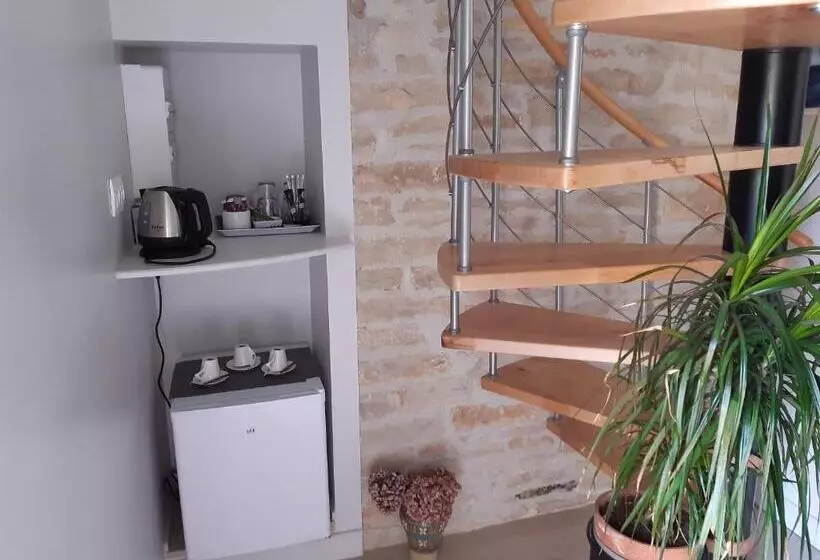 Aamiaismajoitus (B&B) 10 Côté Cour