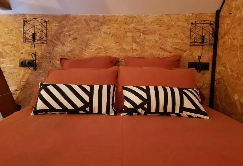 Aamiaismajoitus (B&B) Au Soleil Vert   Chambre De Charme Avec Spa Et Sauna Privés