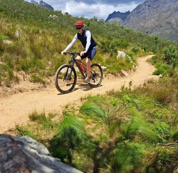 Aamiaismajoitus (B&B) Banhoek Corner Guesthouse