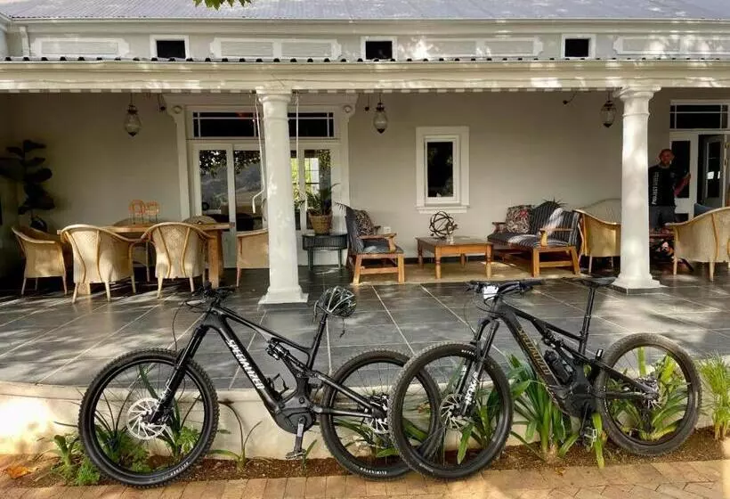 Aamiaismajoitus (B&B) Banhoek Corner Guesthouse