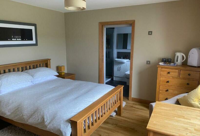 צימר Bellfield. Skeabost Bridge