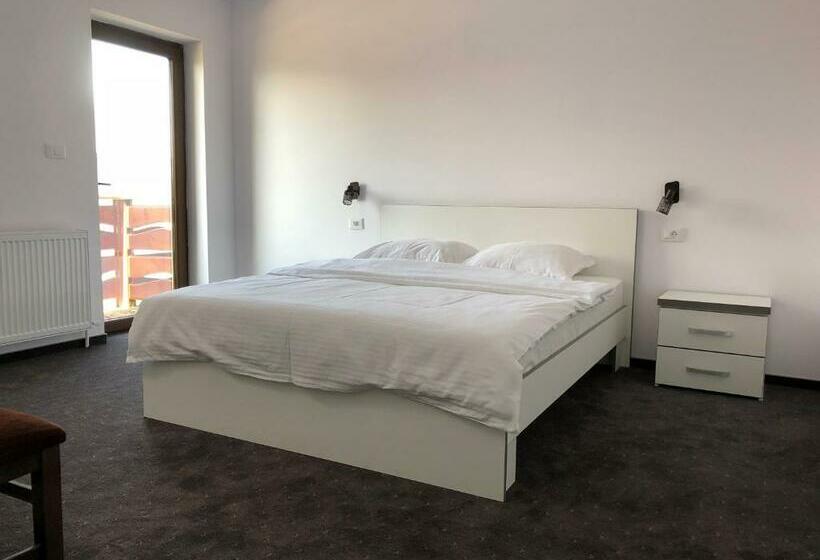 צימר Casa Galbena