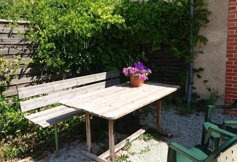 Bed and Breakfast Domaine D En Haut