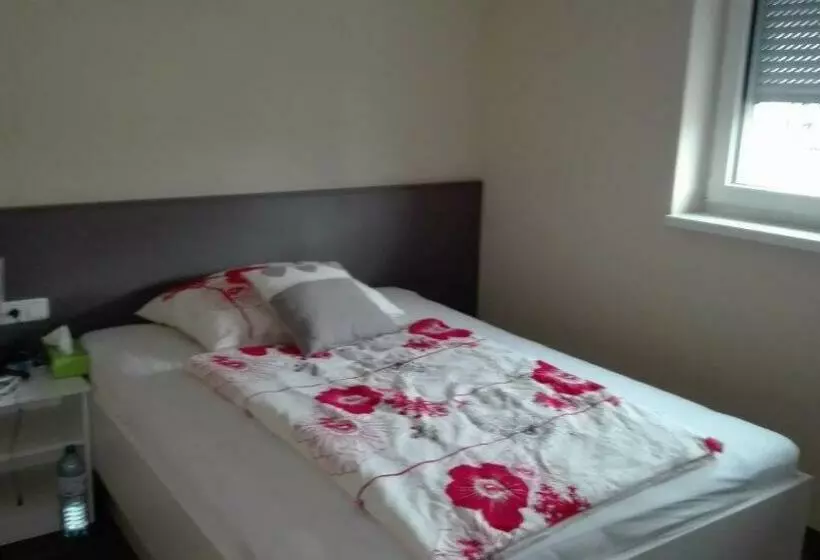 Aamiaismajoitus (B&B) Gästehaus Krause