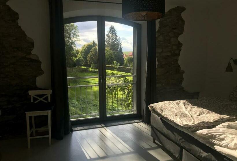 ベッドアンドブレックファースト Gästehaus Lausnitz Zimmer