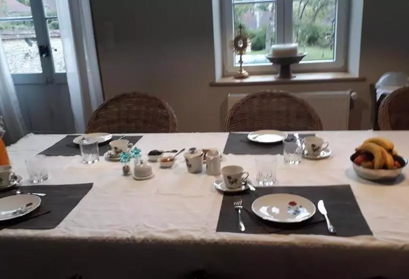 Aamiaismajoitus (B&B) Le Vieux Presbytère