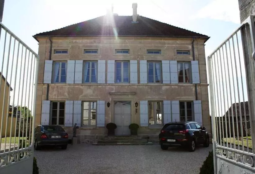 Aamiaismajoitus (B&B) Le Vieux Presbytère