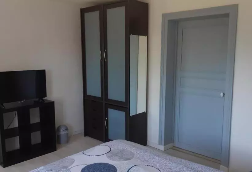 Aamiaismajoitus (B&B) Les Hauts De Proisy