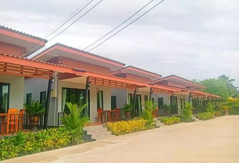 Aamiaismajoitus (B&B) Noppakhun Resort