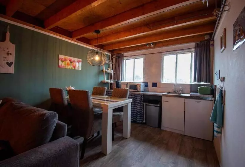 ベッドアンドブレックファースト Sfeervol Appartement Het Knooppunt