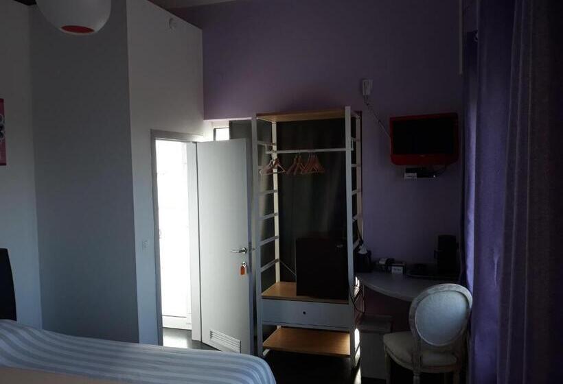 تختخواب و صبحانه Villa Marco 176