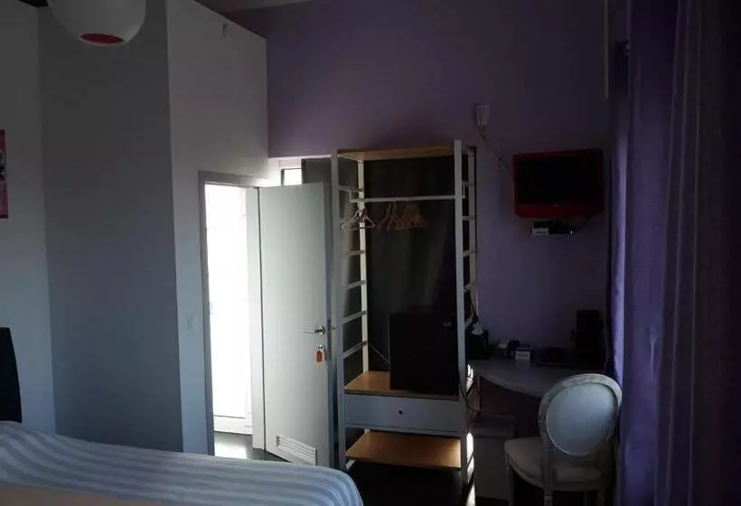 Aamiaismajoitus (B&B) Villa Marco 176