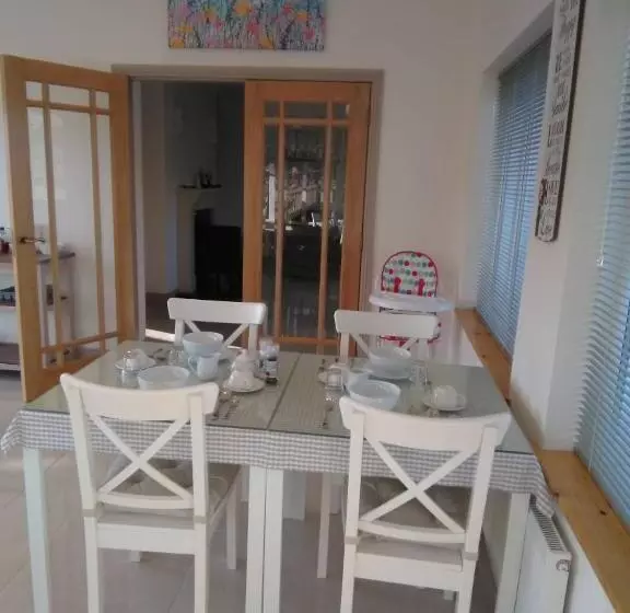 Burren Rock Farmhouse B&b