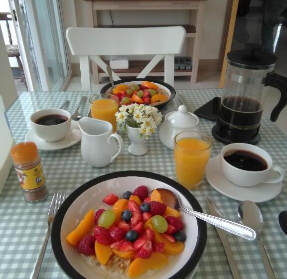 Burren Rock Farmhouse B&b