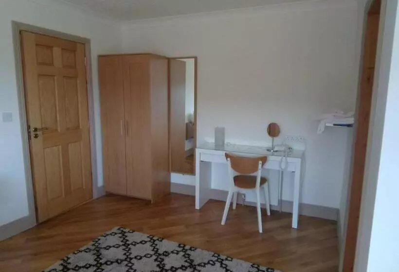 Burren Rock Farmhouse B&b